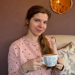 Alona
